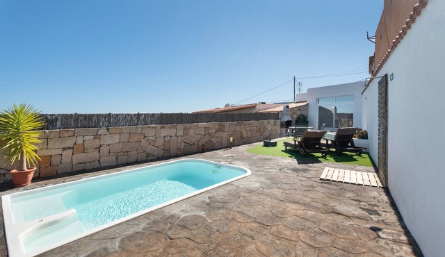 'Marcela Joaquin Mountain House' with Sea View, Private Pool and Wi-Fi in Fasnia