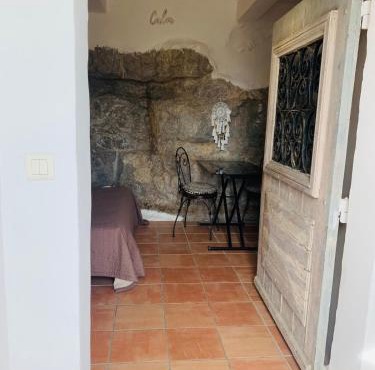 Medieval Studio St Eloi in Le Castellet