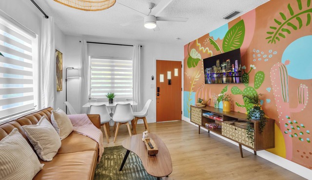 Miami+3BR+8 Guest +Near Cruise Port + Calle 8 +Brickell+South Beach+Free Parking in Miami