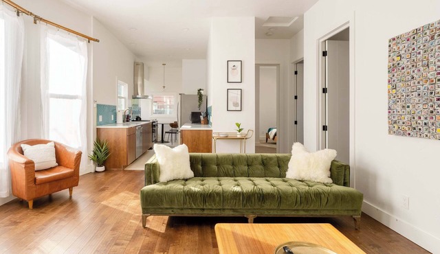 Mid-Century Dream | 3BR/2BA | Heart of Hawthorne in Portland