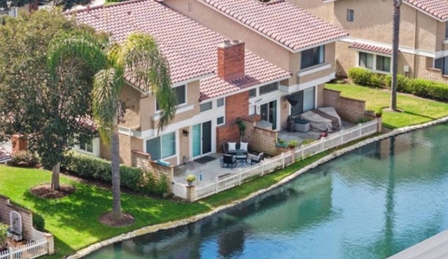 Minutes away from the Beach, Downtown, Pier and Newport Beach 31+ nights stay in Huntington Beach
