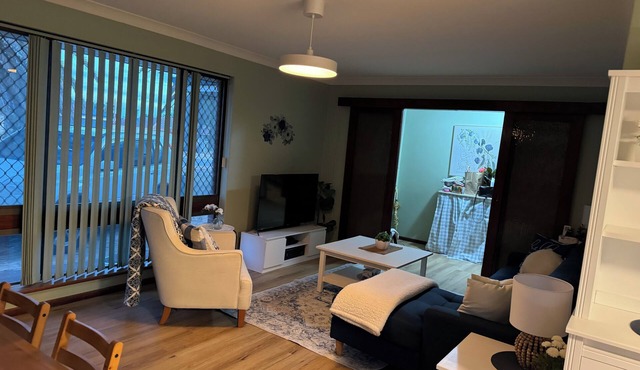 Mitchell’s Haven - Home away from home! nFamily/Group and fur babies welcome! in Spalding