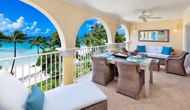 Modern Beachfront Condo with Pool - Sapphire 317 in Saint Lawrence Gap