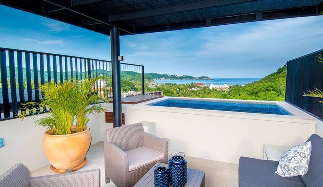 Modern condo w/private terrace and plunge pool in Huatulco
