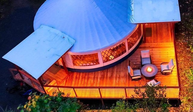 Modern Luxury Yurt with Firepit Table & Skylit Dome near Carson, Washington in Carson