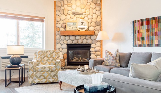 Modern mountain condo on Northstar Mountain licence # STRU 2025-16819 in Kimberley