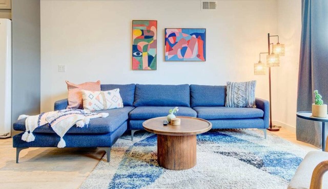 Modern Townhome 15 | Free Park | Hosted Stay Rafa in Philadelphia