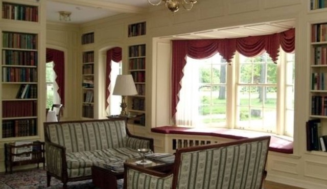 Montague Inn in Saginaw