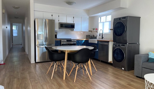 Mount Pleasant Garden Apartment in Vancouver