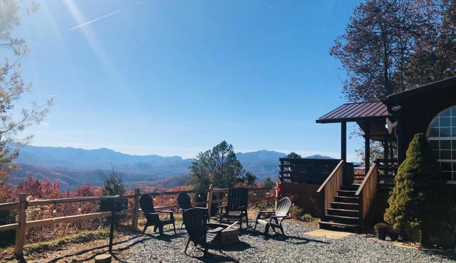 Mountain Top Cabin in Bryson City
