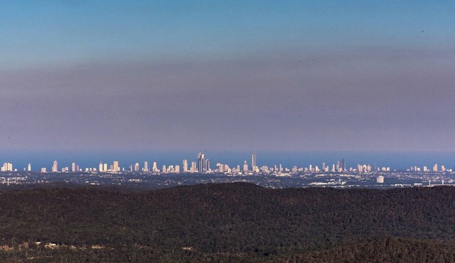 Mountains and ocean views in Tamborine Mountain