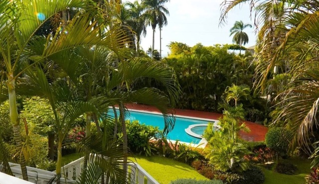 Newly remodeled unit in gated complex. in Montego Bay