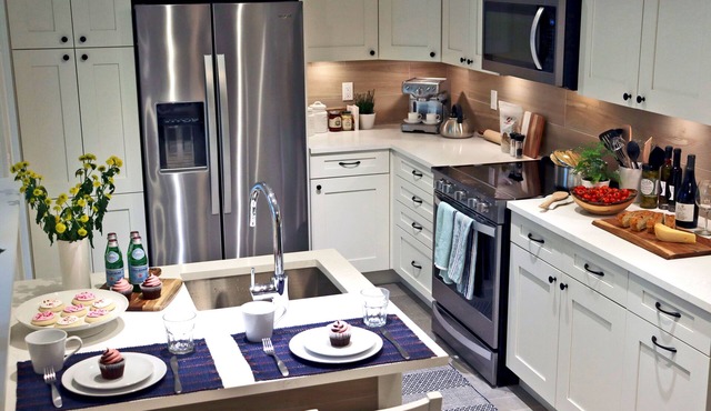 Newly Renovated Cozy 1 Bedroom Suite with Hot Tub! in North Vancouver