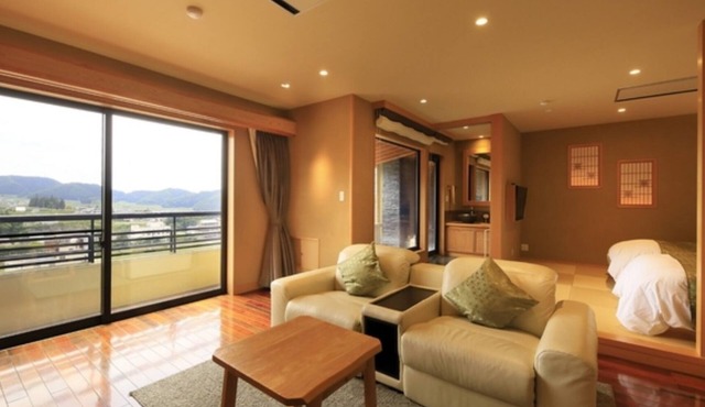 Nonsmoking Japanesestyle room with openair bath Issanoma River view | Room only /Shimotakaigun Nagano in Shimotakaigun