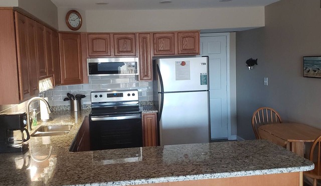 Oceanfront Cherry Grove 2 BR Condo - Excellent Reviews! in North Myrtle Beach