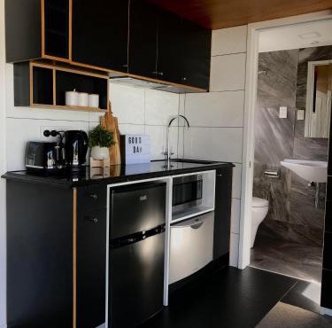 Onehunga Garden Tinyhouse with parking in Auckland