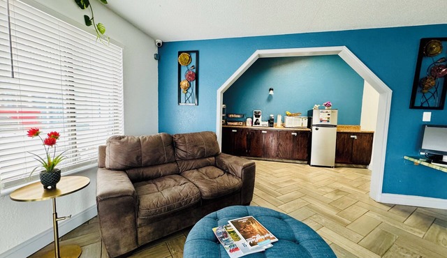 Ozark Inn & Suites in Osage Beach