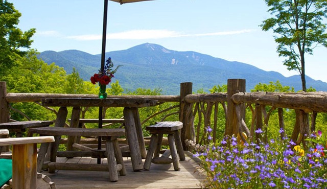 Panoramic Mountain Views From This Private Mountain Cabin. in Keene Valley