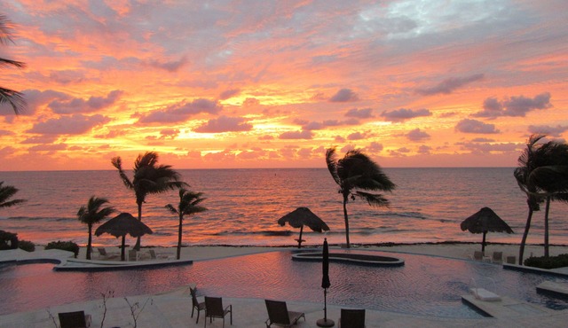Peaceful Oceanfront Paradise - 100 Feet from Caribbean! in Puerto Morelos