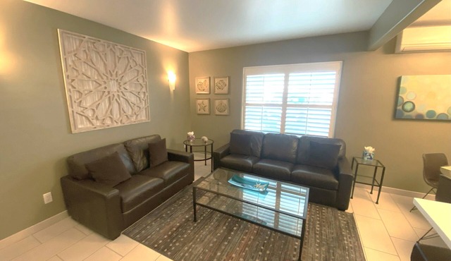 Perfect Location to Beach/SD Attractions, Parking, Beach Chairs, Boogie Boards in San Diego