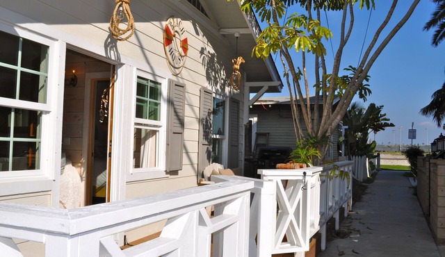 Perfection! Steps to the Sand w/AC + Garage! in San Diego