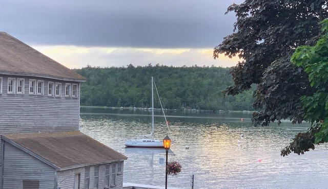 Private, cozy, furnished second floor studio in historic district with sea views in Shelburne