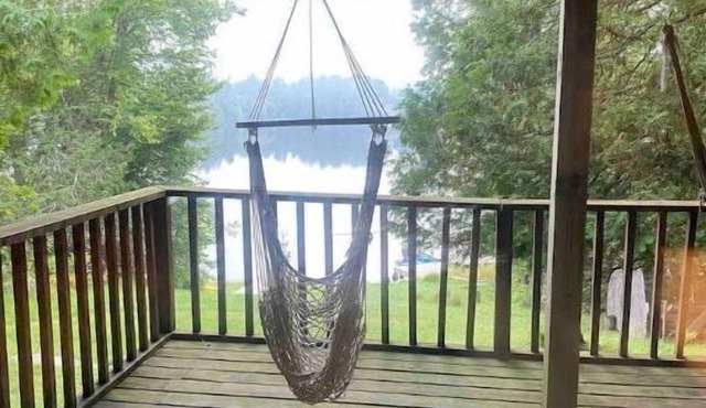 Quiet Lakefront Cottage near Parry Sound in McKellar