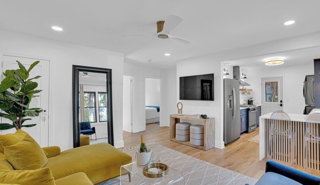 Quintessential 2-bedroom bungalow in the heart of Shandon in Columbia, SC. in Columbia