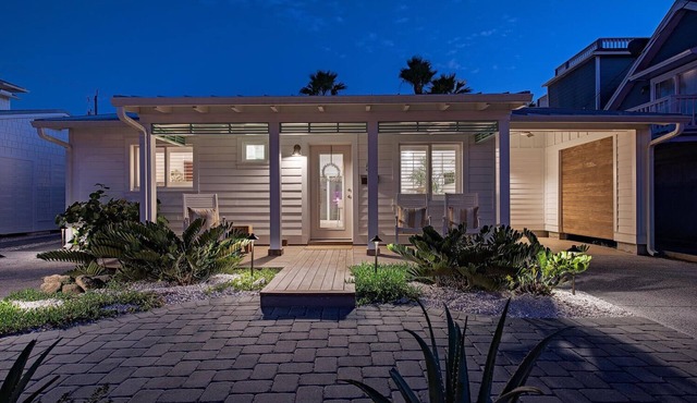 Recently Remastered Beachside Boat House STEPS from the Ocean with HEATED pool. in St. Augustine