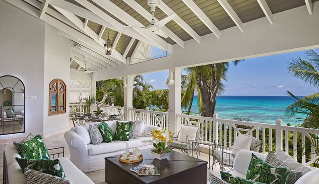 Relaxing Beachfront Home with Pool - La Paloma in Fitts Village