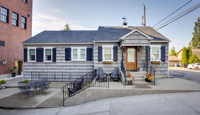 Retro-Style Home in Ruston: Walkable Location! in Ruston