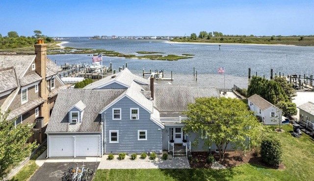 Riverfront Shore House w/Ocean View, Private Beach, 6 Bedrooms and Lots of Toys in Brielle