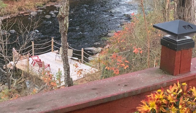 Rustic two bedroom cottage on riverside in Shohola PA in Shohola