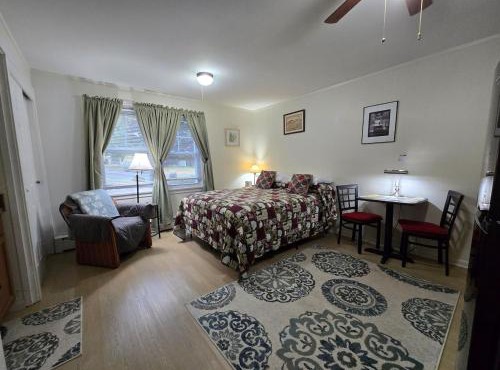 Saranac Lake Studio Apartment in Saranac Lake