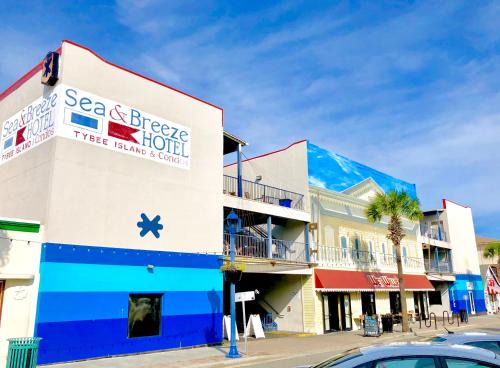 Sea and Breeze Hotel and Condo in Tybee Island