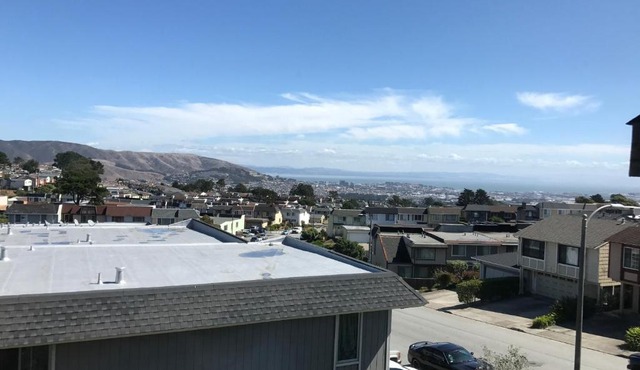 SF Bay View Home by SFO Airport in South San Francisco