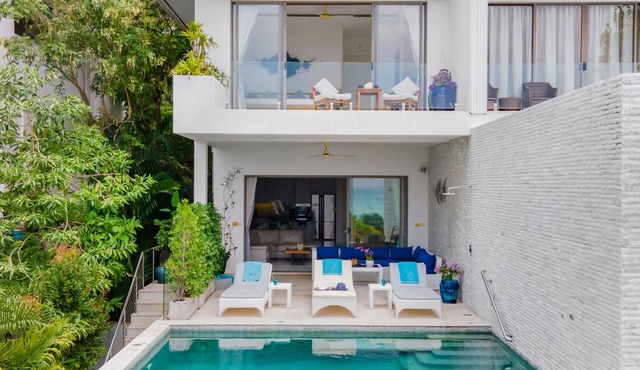 Shades of Blue luxury villa for rent in Ko Samui