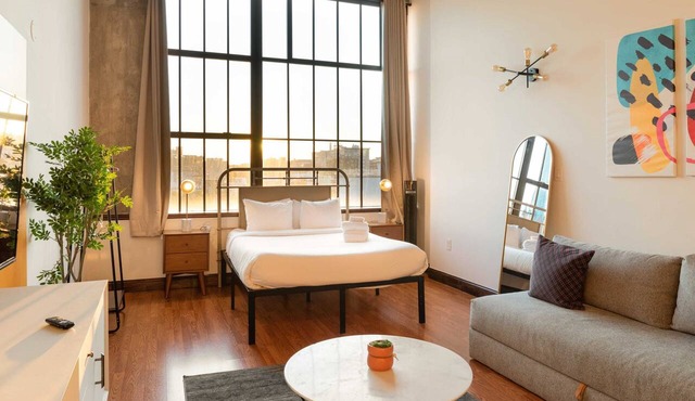 Sosuite | Studio w W/D, Gym, On-Site Restaurant in Philadelphia