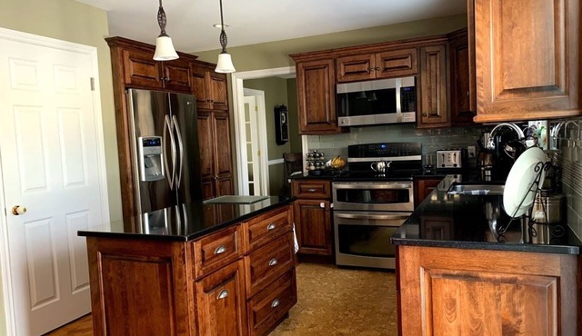 Spacious 4 bedroom home close to Beaches, Live Entertainment and Golf Courses in Charlottetown