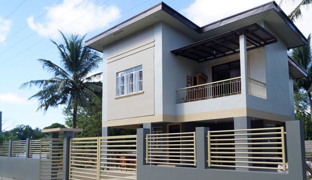 Spacious, convenient, secure, modern 2 story house, 5 minutes to center in Daet