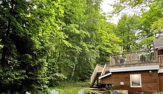 Spacious Family getaway at Lake Eugenia *Summer rentals 5 nights minimum* in Flesherton