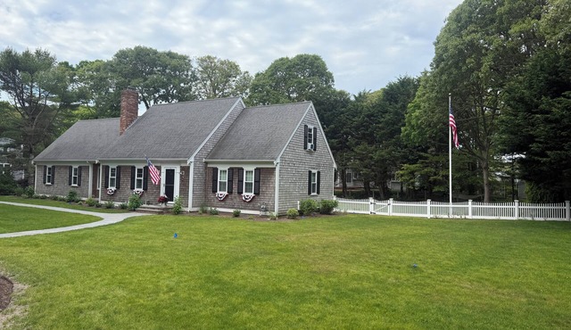 Spacious Getaway Sleeps 11: Walk to Private Beach & Harwich Port Center! in Harwich