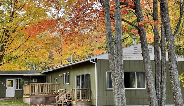 Spacious Marquette Getaway Trails Nearby Perfect 4-Season Basecamp in Marquette