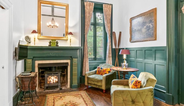 Spacious Studio on Historic Inn Property in Asheville