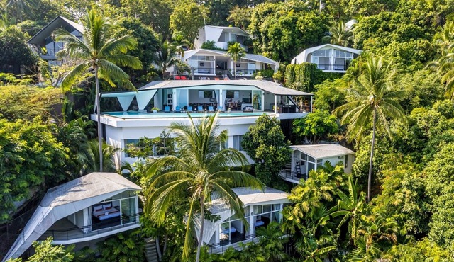 Spectacular Views: Kachamudee 5 BR Villa with Pool in Surat Thani