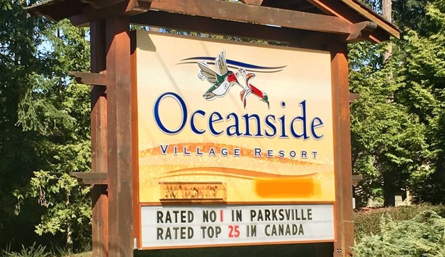 Starfish Cottage - Oceanside Village Resort in Parksville