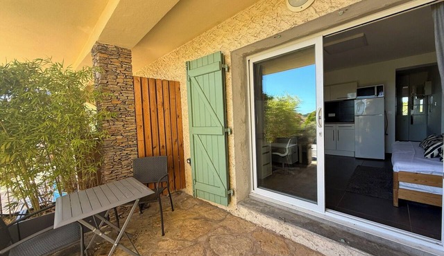 Studio climatisé avec terrasse au calme - La Garde in La Garde