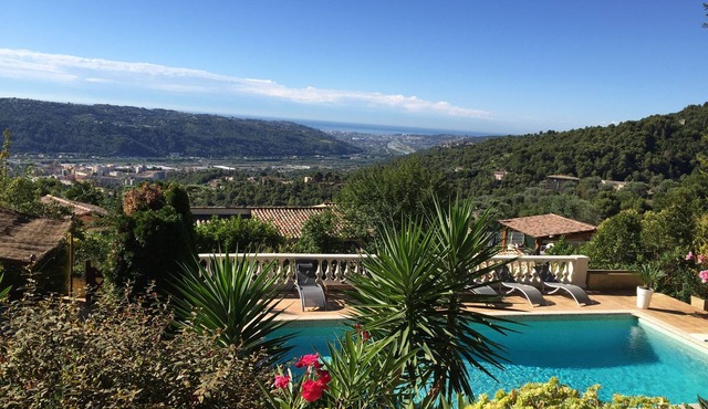 STUDIO INDEPENDENT POOL VILLA (4 PEOPLE) FRENCH RIVIERA NICE - PANORAMIC SEA VIEW in Carros