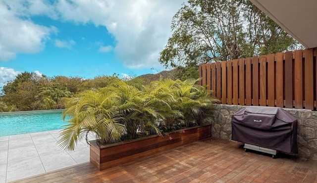 Studio with direct access to the pool | Villa 6 in Pigeon-Pea Hill