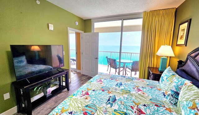 Stunning BEACHFRONT 3 BR 2 BA Majestic family condo, 5 pools, amenities galore! in Panama City Beach
